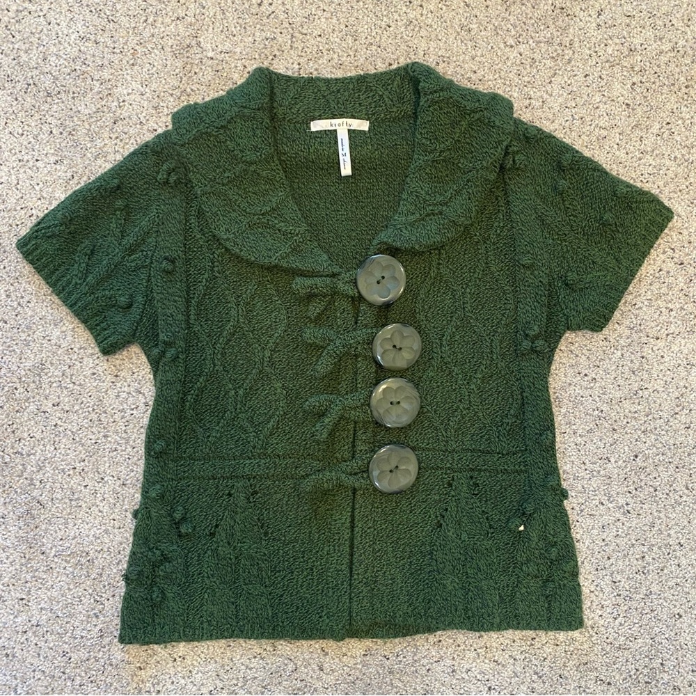 Boutique brand button front short sleeved sweater